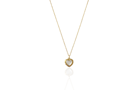 Vint Shell Mini Heart Pendant Necklace