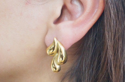 Nam Waterdrop Midi Earrings