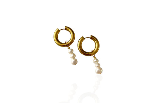 Mimi Pearl Drop Hoop Earrings - Free Agate Charm