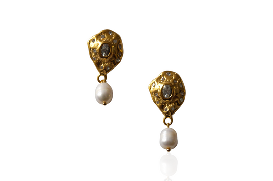 Vintage Look Crystal Pearl Drop Vino Earrings